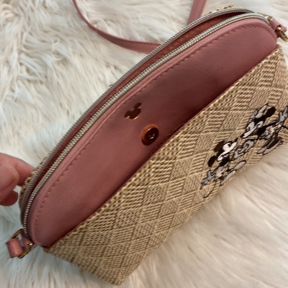 Disney Pink and Tan Crossbody Bag with Elegant Design BNWOT - Picture 7 of 12